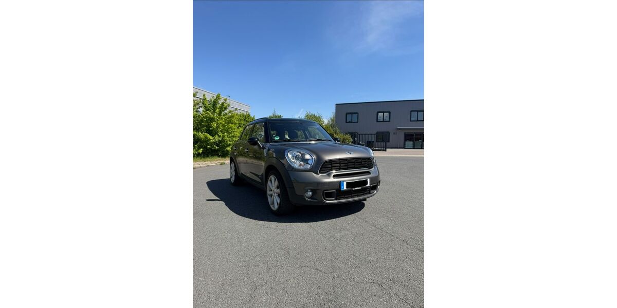 Mini Countryman S (Cooper) 133.000 km 9.499 &euro; Duisburg 47228