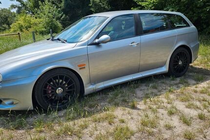 Alfa Romeo 156 255.592 km 12.990 € Berlin 14195