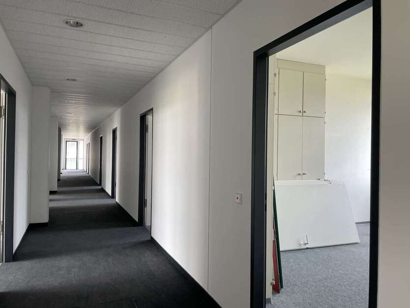 hochwertige, sanierte Bürofläche im Dölziger Gewerbegebiet! 14 zimmer