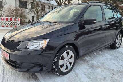 Skoda Fabia 144.000 km 5.499 &euro; Berlin 13125