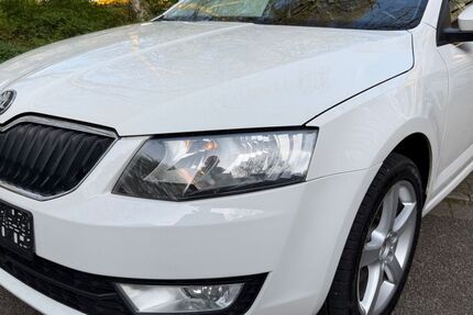 Skoda Octavia 213.987 km 5.600 &euro; Essen 45276