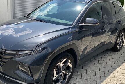 Hyundai TUCSON 61.500 km 25.700 &euro; Elztal 74834