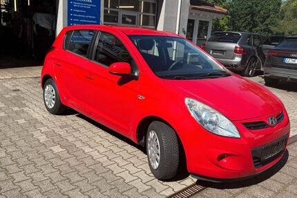 Hyundai i20 144.000 km 5.500 &euro; Zeitz 06712