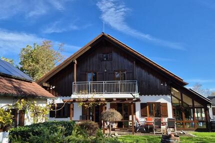 Haus Finsing - 7 Zimmer, 200 m&sup2;, 2.990&euro; | Angebot:25382084