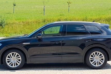 VW Touareg 216.300 km 24.871 &euro; Achslach 94250