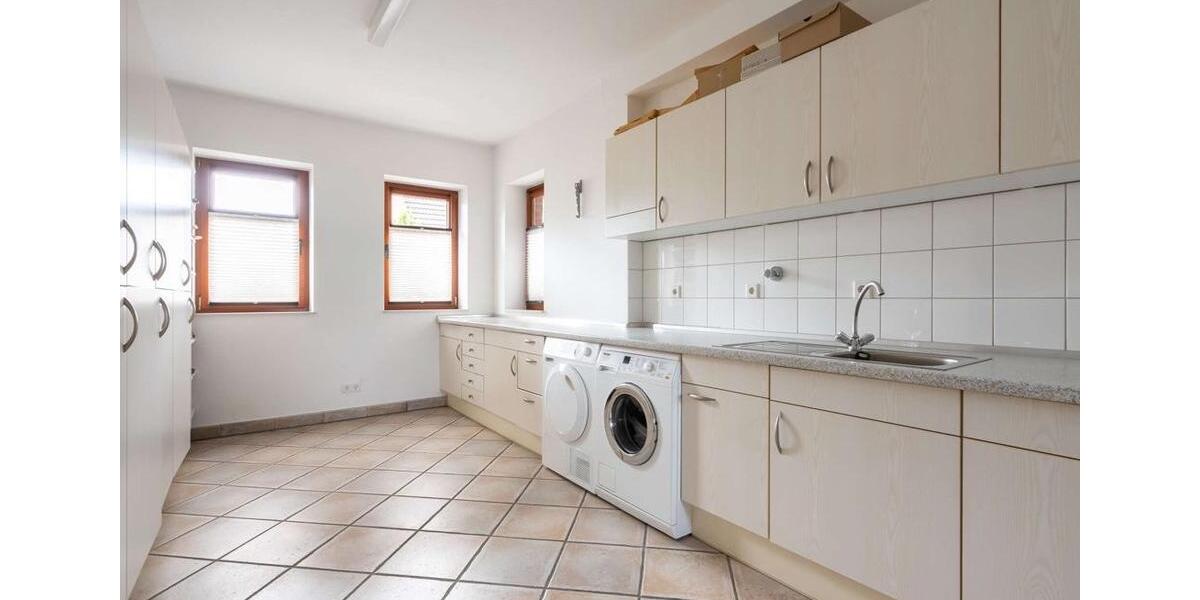 Einfamilienhaus Cappeln (Oldenburg) - 10 Zimmer, 185 m&sup2;, 449.000&euro; | Angebot:26602630