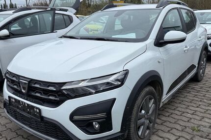 Dacia Sandero 18.134 km 12.780 &euro; Neustadt 08223