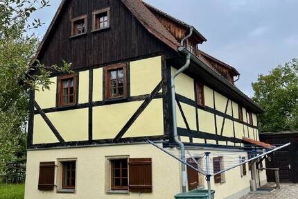 Möbliertes Haus an der A 4 und A 17 ... zur Unterbringung von Mitarbeitern! 5 zimmer