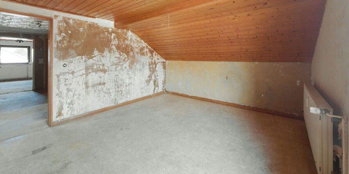 Einfamilienhaus Bad Windsheim - 7 Zimmer, 179 m&sup2;, 329.000&euro; | Angebot:25732870