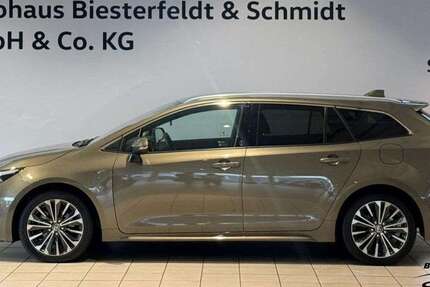 Toyota Corolla 9.100 km 29.990 &euro; Wedel 22880