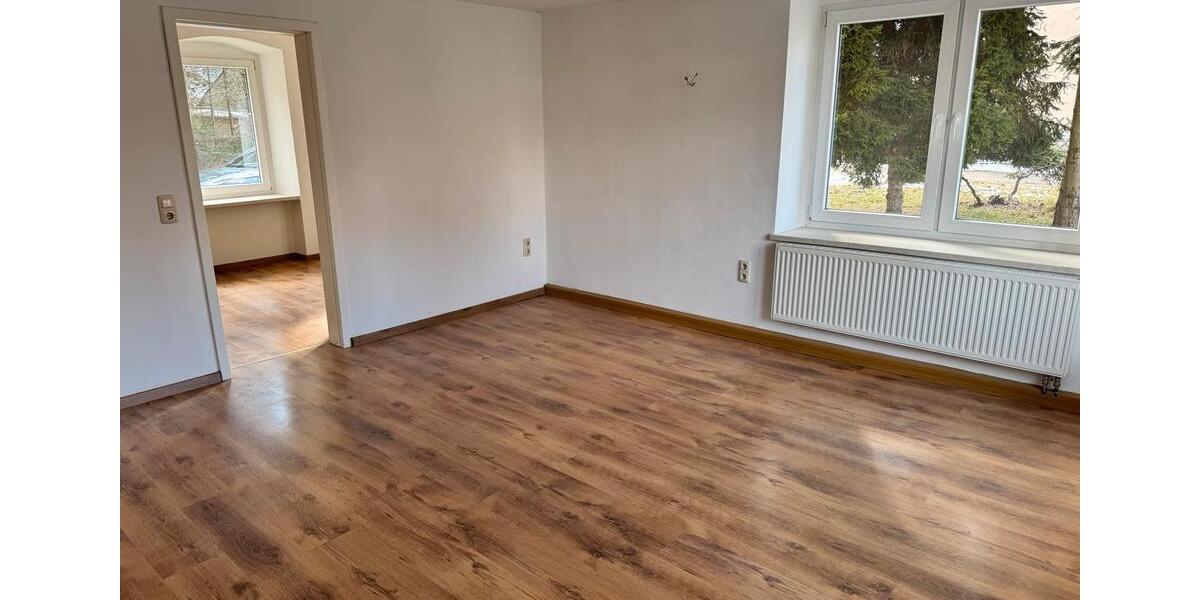Erdgeschoßwohnung Sehmatal - 2 Zimmer, 63 m&sup2;, 310&euro; | Angebot:25717828