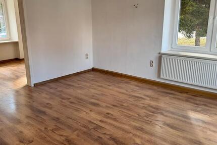 Wohnung Sehmatal - 2 Zimmer, 63 m&sup2;, 310&euro; | Angebot:25717828