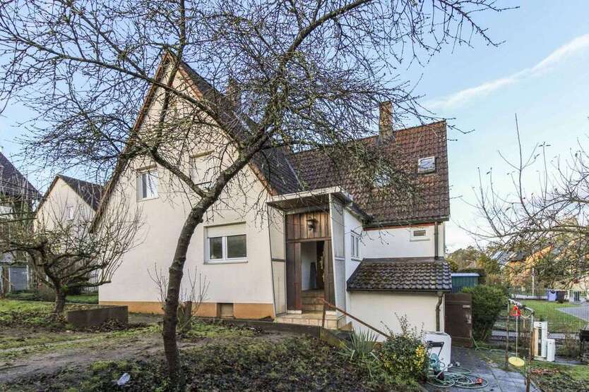 Haus zum Kaufen in Nürnberg 349.000 € 91.18 m²