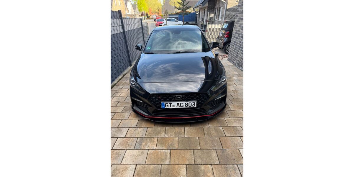 Hyundai i30 95.300 km 21.500 &euro; Harsewinkel 33428