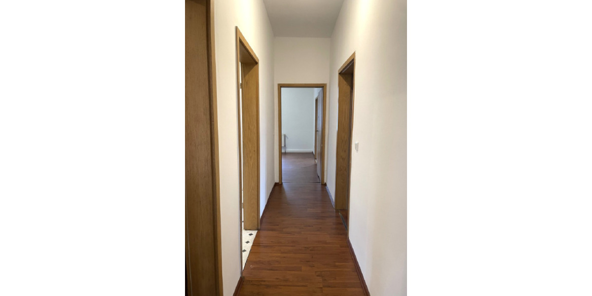 Etagenwohnung Remscheid Lüttringhausen - 4 Zimmer, 87 m&sup2;, 550&euro; | Angebot:25125551