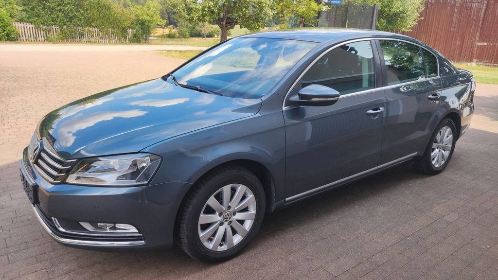 VW Passat 34.000 km 9.950 &euro; Arberg 91722