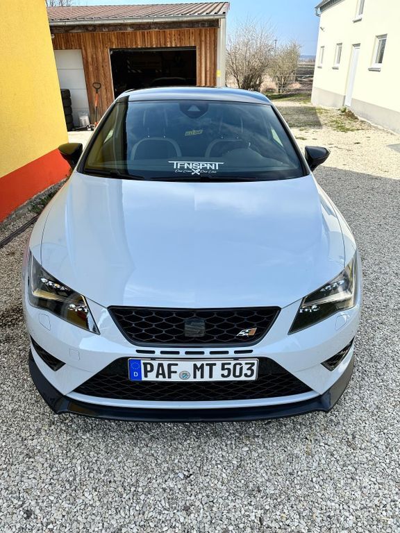 Seat Leon 150.000 km 13.900 € Kirchdorf 85414