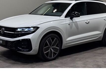 VW Touareg 21.126 km 73.880 &euro; Torgau 04860