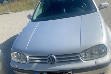 VW Golf 257.000 km 3.200 &euro; Gnutz 24622