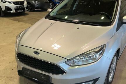 Ford Focus 88.438 km 7.490 &euro; Limbach-Oberfrohna 09212