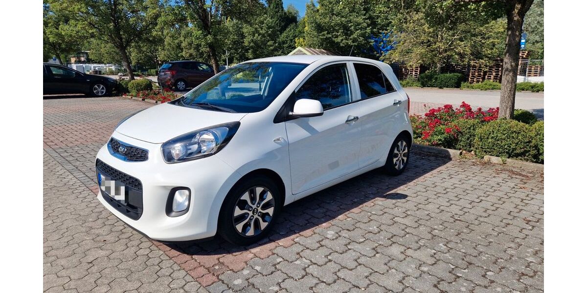 Kia Picanto 103.000 km 7.800 &euro; München 81549