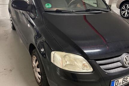 VW Fox 182.000 km 2.300 &euro; Düsseldorf 40549