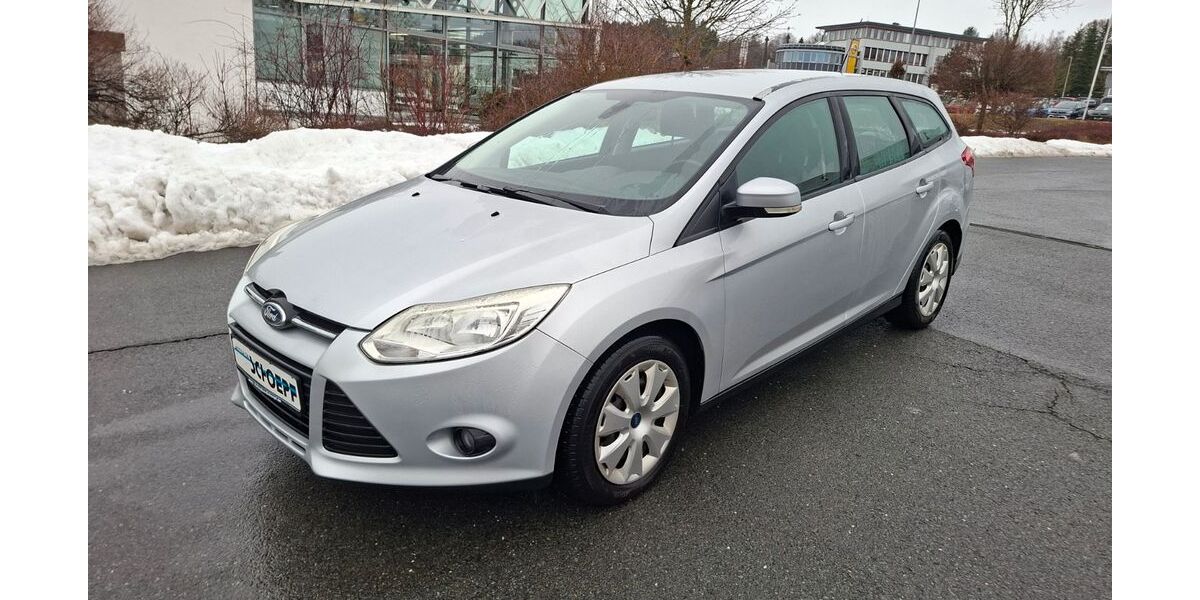 Ford Focus 137.000 km 3.890 &euro; Naila 95119