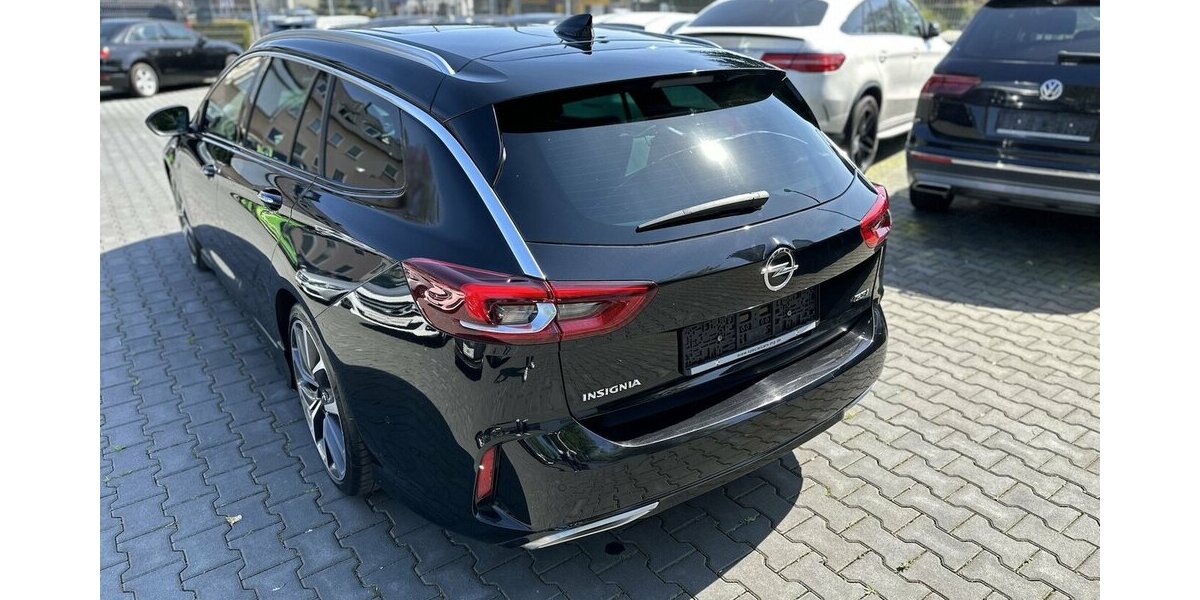 Opel Insignia B Sports Tourer GSi 4x4 / Headup / Pano 140.000 km 12.900 &euro; Mönchengladbach 41066