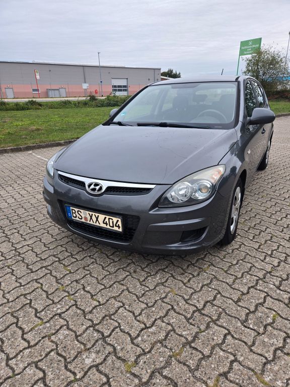 Hyundai i30 207.575 km 2.600 € Meinersen 38536