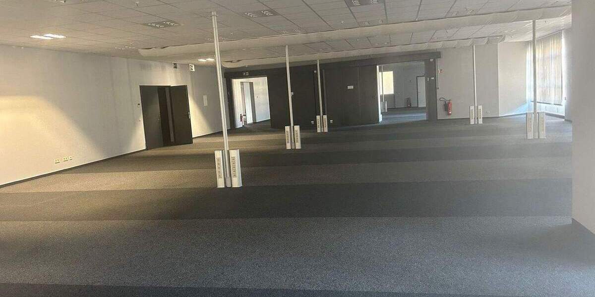 Gewerbeobjekt Halle (Saale) Büschdorf - 1 Zimmer, 488 m&sup2;, 3.990&euro; | Angebot:25671753