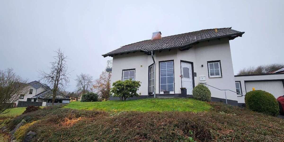 Einfamilienhaus Utzerath - 6 Zimmer, 120 m&sup2;, 289.000&euro; | Angebot:24432316