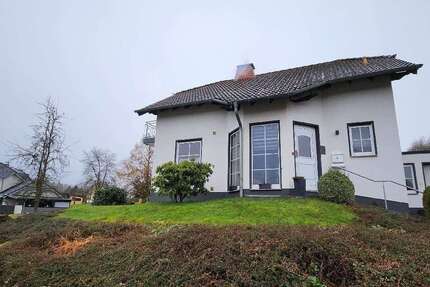 Haus Utzerath - 6 Zimmer, 120 m&sup2;, 289.000&euro; | Angebot:24432316