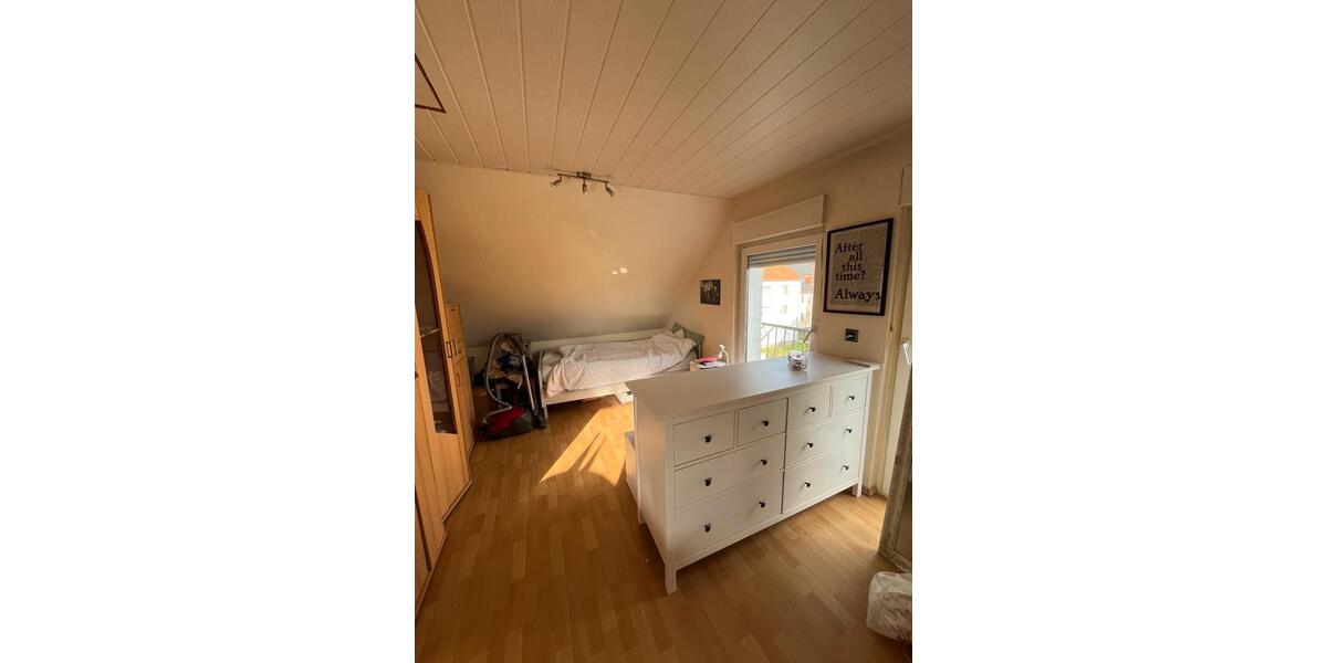 Dachgeschoßwohnung Bielefeld Mitte - 1 Zimmer, 30 m&sup2;, 430&euro; | Angebot:25443997