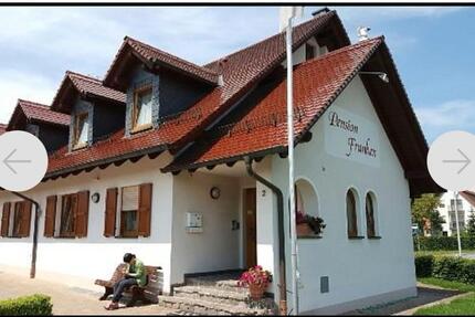 Top moderne, großzügige Wohnung, Möbliert in 91074 Herzogenaurach zimmer