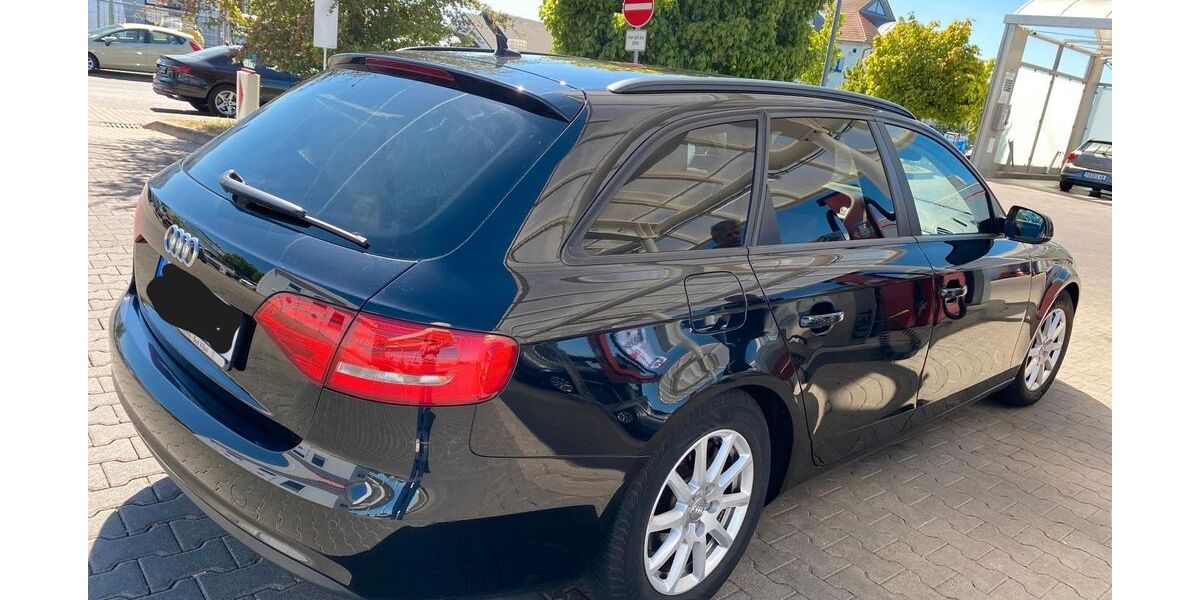 Audi A4 266.000 km 7.950 &euro; Karben 61184
