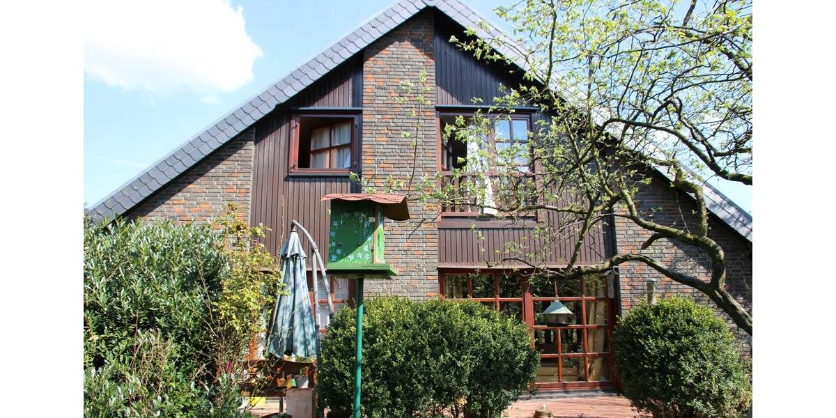 Einfamilienhaus Neunkirchen-Seelscheid Seelscheid - 6 Zimmer, 195 m&sup2;, 575.000&euro; | Angebot:27007673