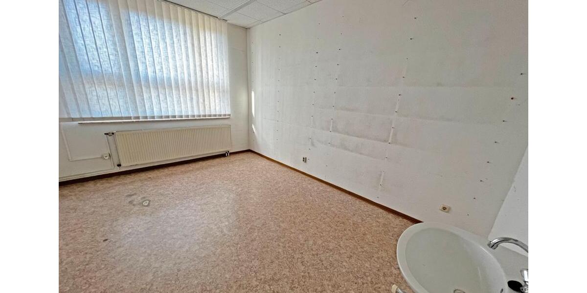 Gewerbeobjekt Gotha - 900&euro; | Angebot:25539442