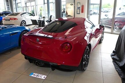 Alfa Romeo 4C 6.400 km 92.500 € Hanau 63452