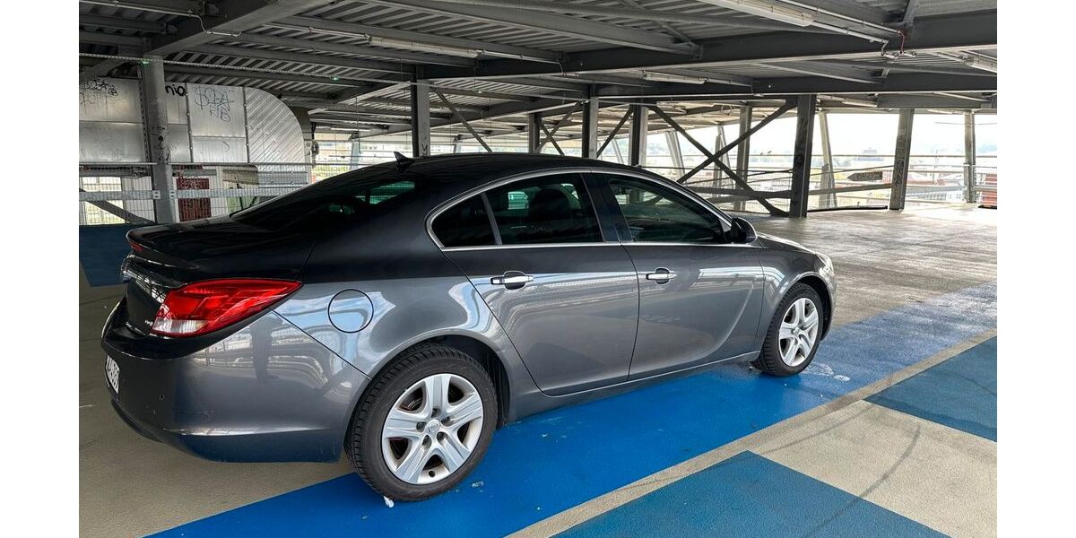 Opel Insignia 246.000 km 3.500 &euro; Rüsselsheim 65428