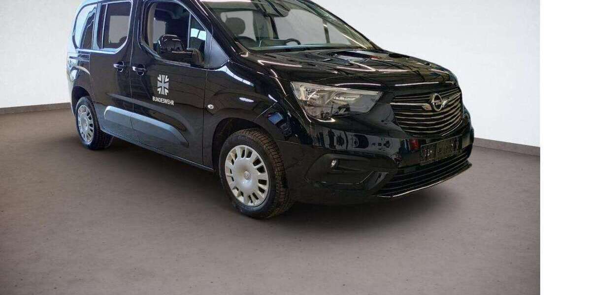 Opel Combo 33.601 km 19.990 &euro; Bremen 28779