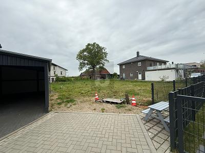 FAMILIENFREUNDLICHE UMGEBUNG MIT VIEL POTENZIAL - Grundstück Steinburg | Angebot:27102452