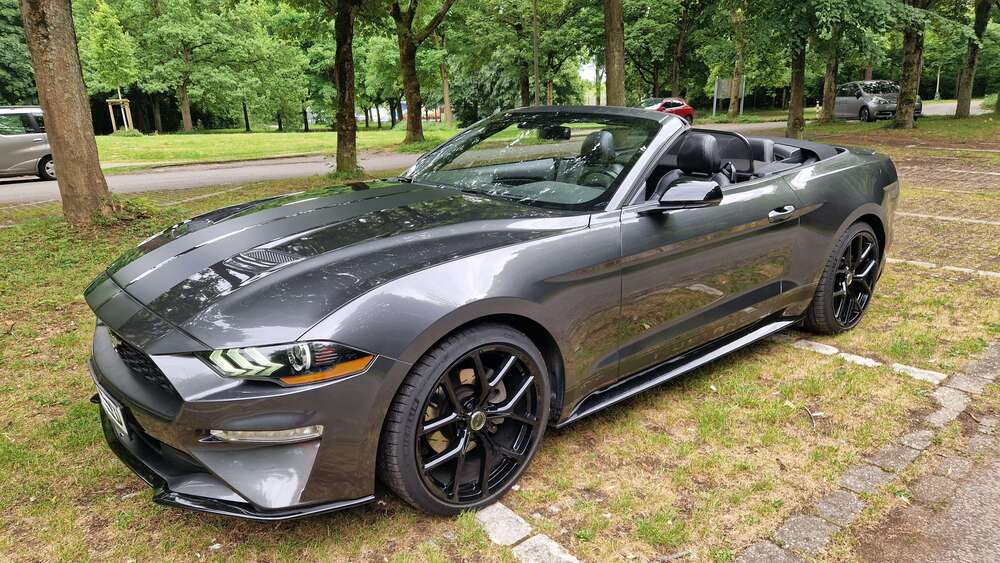 Ford Mustang 65.000 km 27.490 &euro; Duisburg 47228
