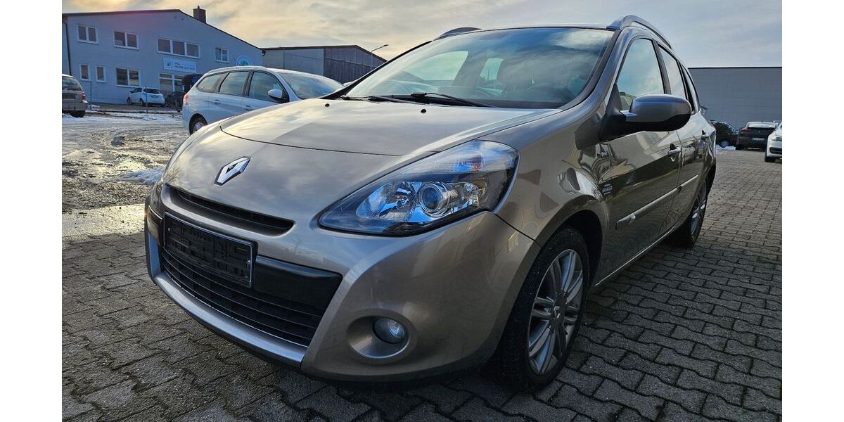 Renault Clio 151.800 km 3.900 &euro; Regensburg 93057