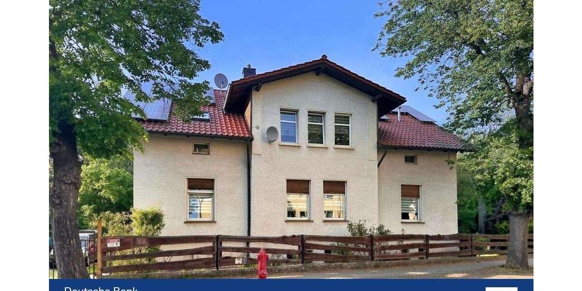 Haus zum Kaufen in Pößneck 198.600 € 245 m² 8 zimmer