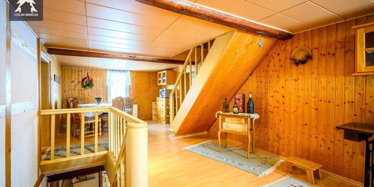 Bauernhaus, Landhaus Straßberg Straßberg - 7 Zimmer, 230 m&sup2;, 249.000&euro; | Angebot:25681797