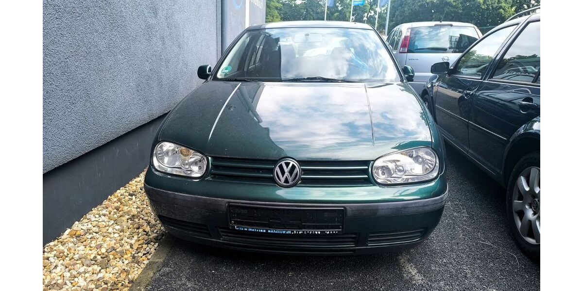VW Golf 103.040 km 700 &euro; Rathenow 14712
