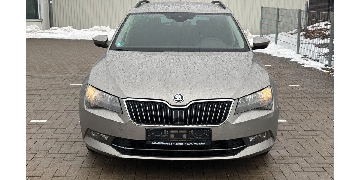 Skoda Superb 157.000 km 13.100 &euro; Husum 25813