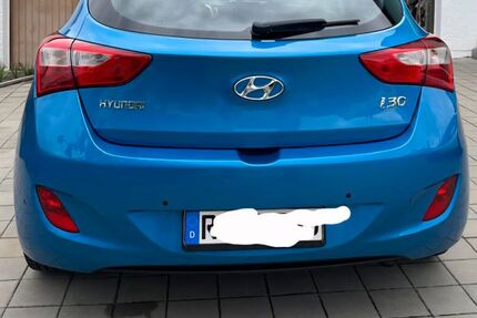 Hyundai i30 153.300 km 8.700 &euro; Regensburg 93055