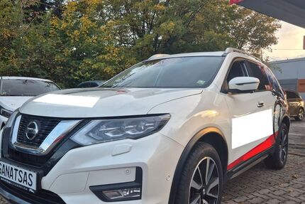 Nissan X-Trail 159.000 km 15.900 &euro; Neumalsch 76316