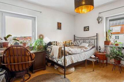 Würzburger Frauenland - großzügige 4-Zimmer-Wohnung mit Balkon und Carport in Erbpacht 4 zimmer